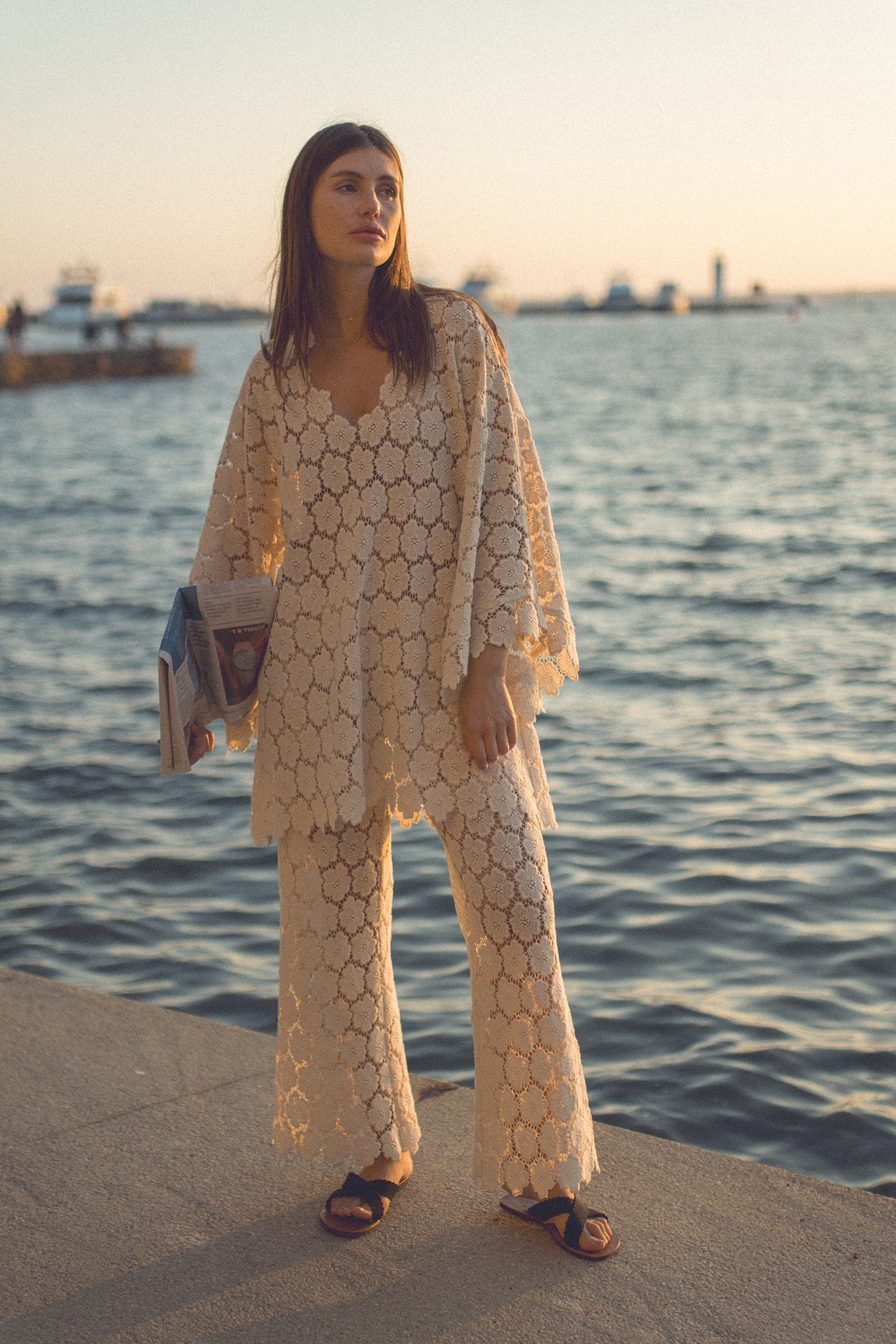 Bertie Cosmos Flower Lace Pants – Miguelina