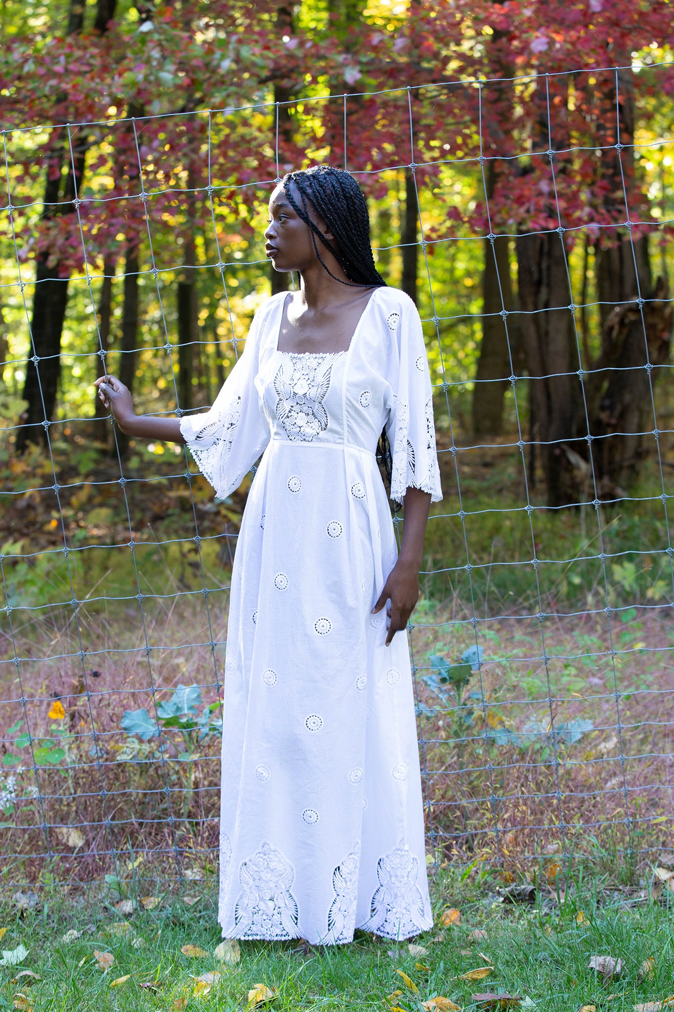 Meredith Falcon Embroidery Dress – Miguelina
