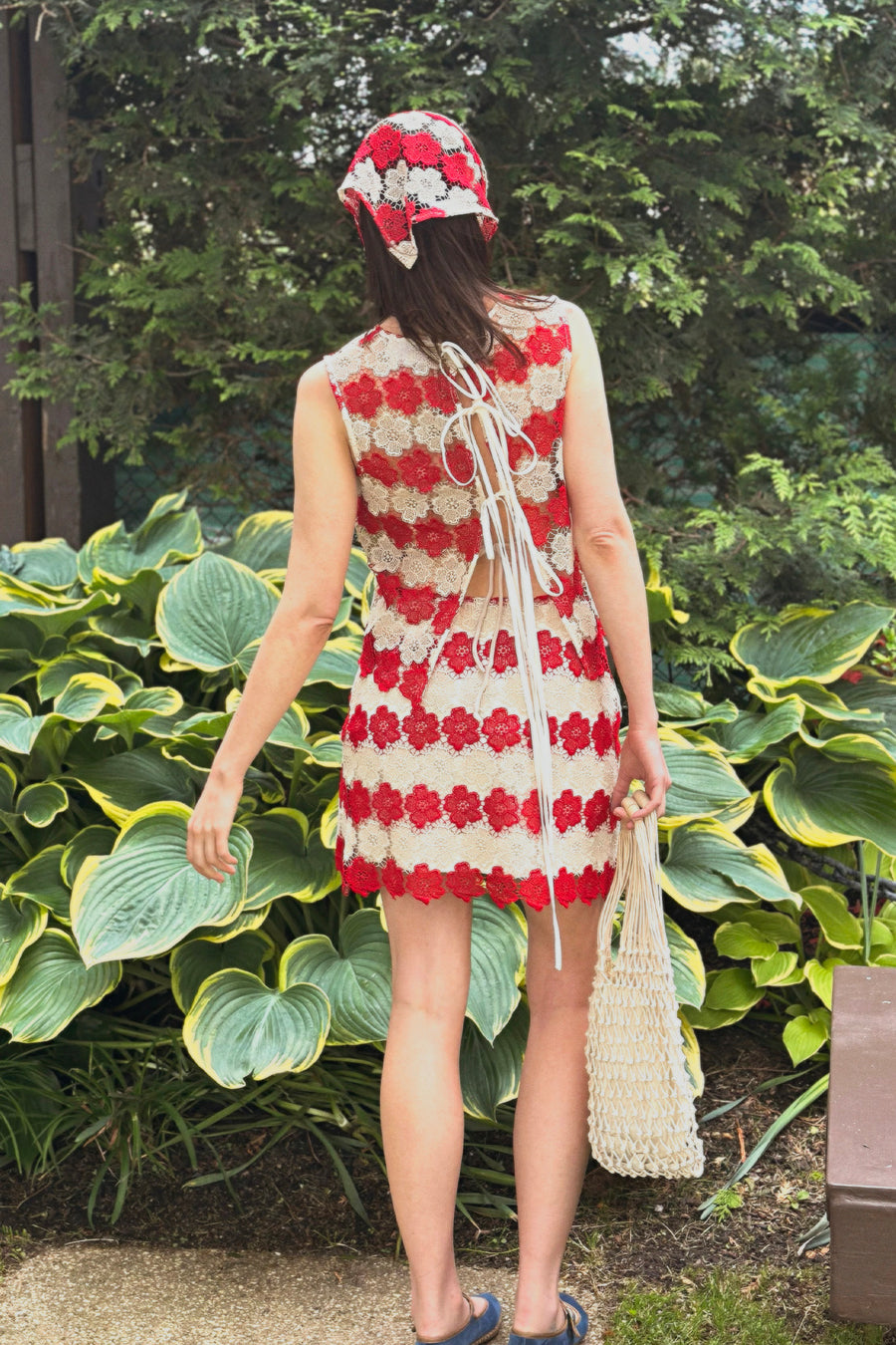 Dupree Two-Tone Cosmos Flower Lace Tie-back Top - Paprika