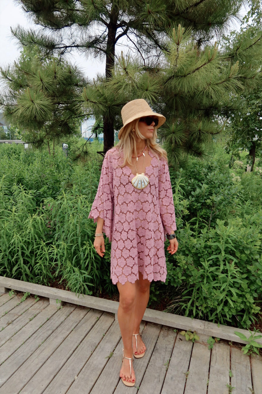 Gianina Cosmos Flower Lace Mini Caftan - Mauve