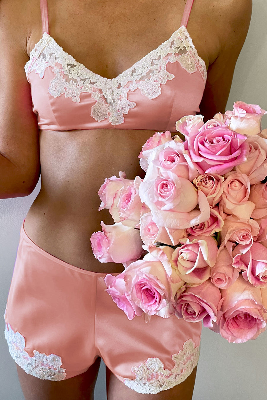 Bella Scalloped Lace Silk Bralette - Melon